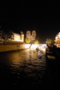 Notre Dame de Paris at night